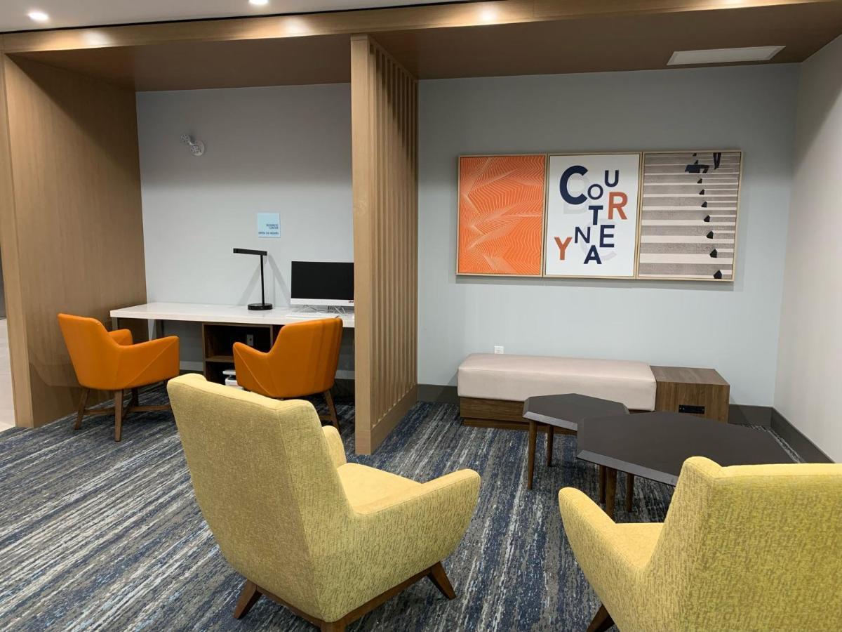 Holiday Inn Express & Suites - Courtenay - Comox By Ihg Esterno foto