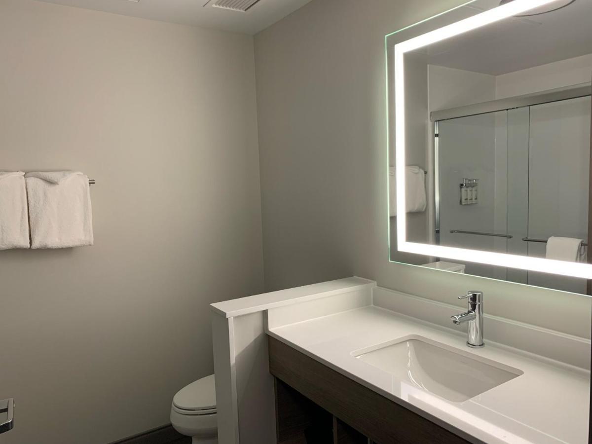 Holiday Inn Express & Suites - Courtenay - Comox By Ihg Esterno foto